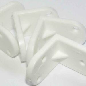 WHITE PLASTIC CORNER BRACKETS