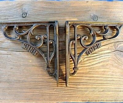 PAIR ANTIQUE STYLE GNER RAILWAY CAST IRON SHELF BRACKETS
