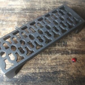 CAST IRON AIR BRICK 9 X 3CM