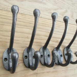 CAST IRON VICTORIAN HAT AND COAT VINTAGE SCHOOL HOOKS INCLUDING SCREWS