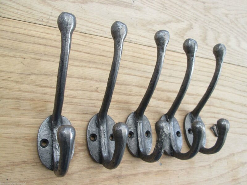 CAST IRON VICTORIAN HAT AND COAT VINTAGE SCHOOL HOOKS INCLUDING SCREWS
