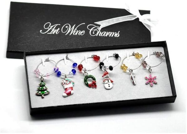 CHRISTMAS WINE GLASS TABLE DECORATIONS